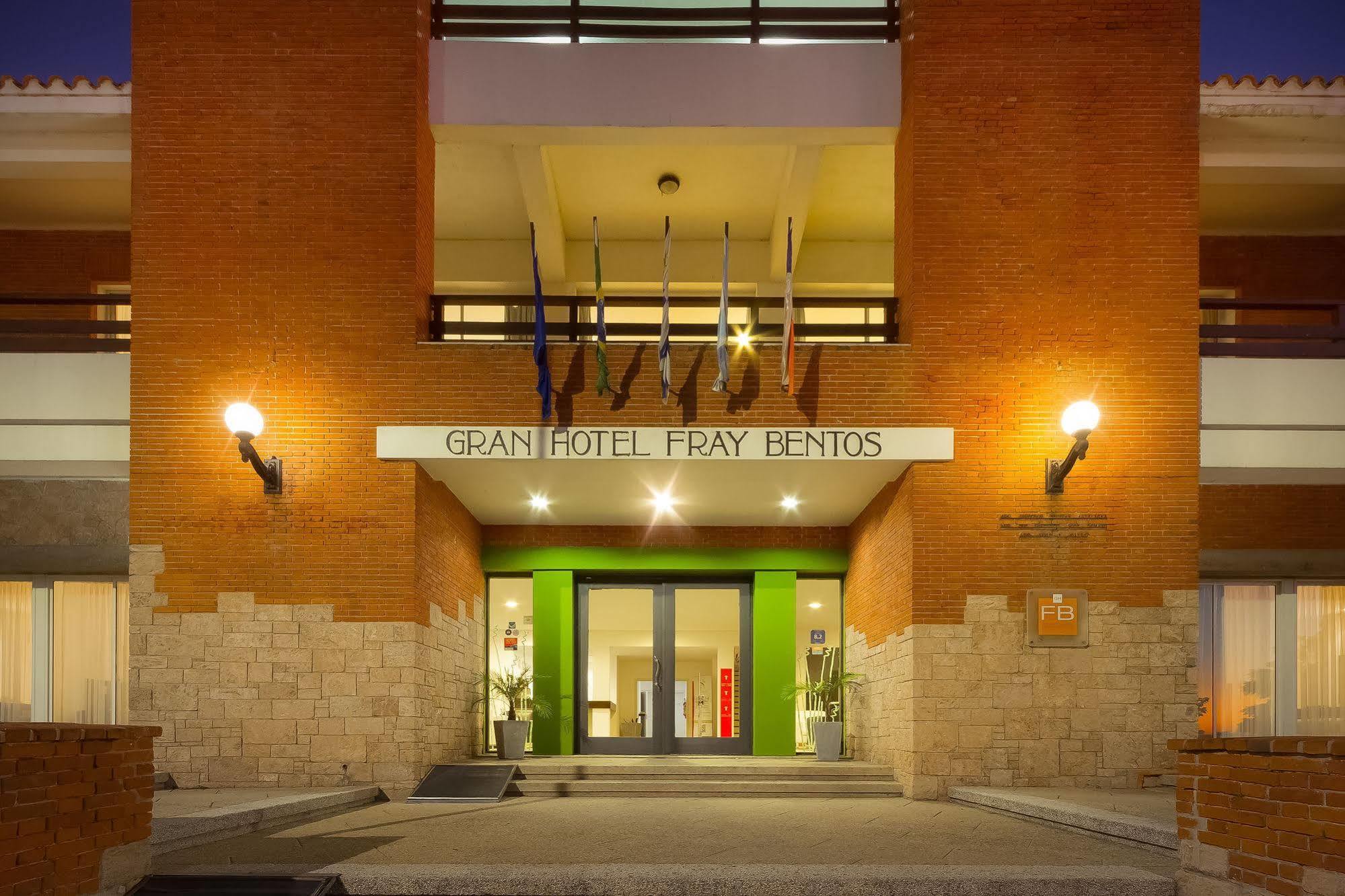 Gran Hotel Fray Bentos Zewnętrze zdjęcie